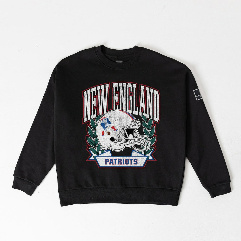 New England Patriots Gameday Couture Women's Oversized Victory Lane Black Label Premium Fleece Sweatshirt - Black discount