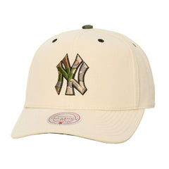 New York Yankees Unisex Camo Logo Pro Crown Snapback Hat Cream