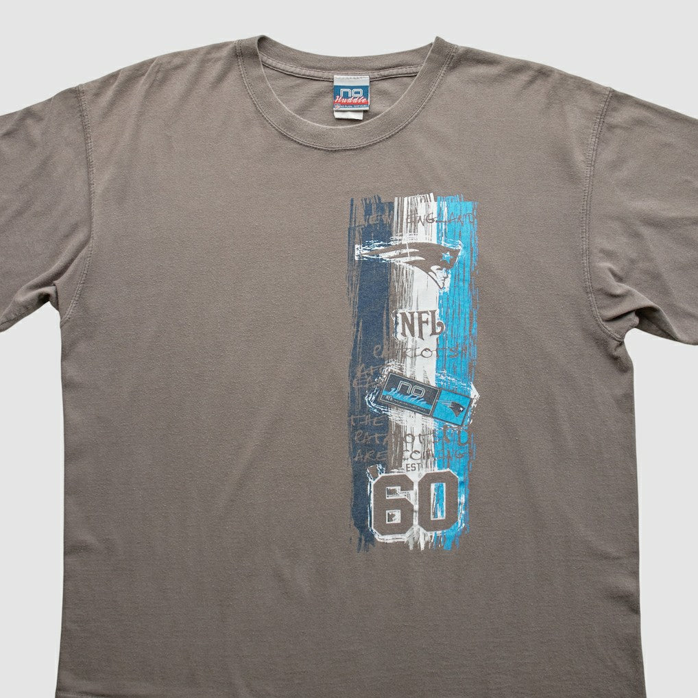 New England Patriots 2000s T-Shirt - Gray Vintage sale