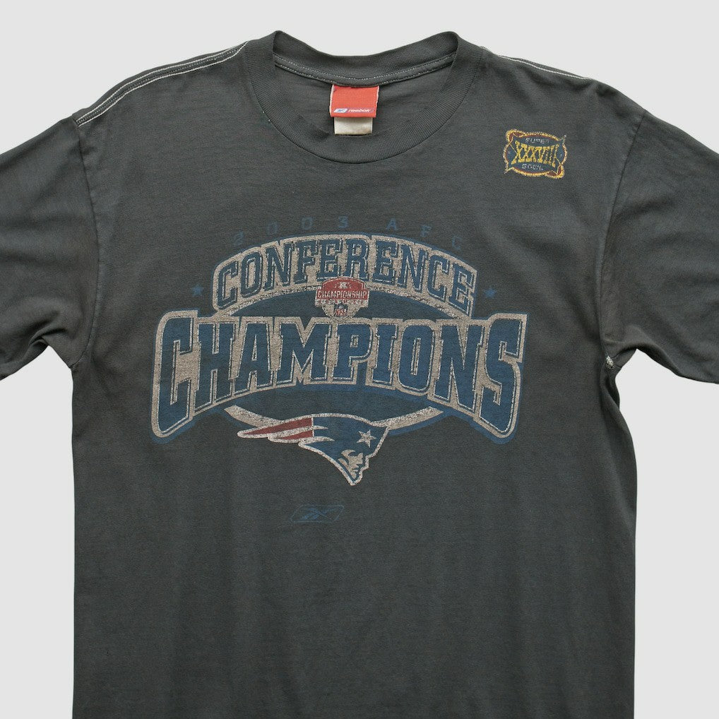 New England Patriots Reebok 2000s T-shirt - Charcoal Vintage online