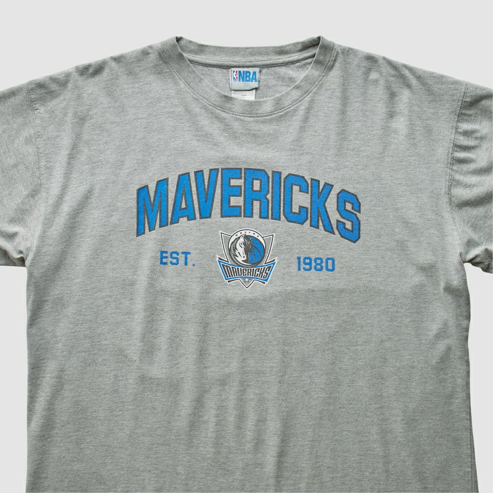 Dallas Mavericks NBA 2000s T-shirt sale - Heather Gray Vintage for sale