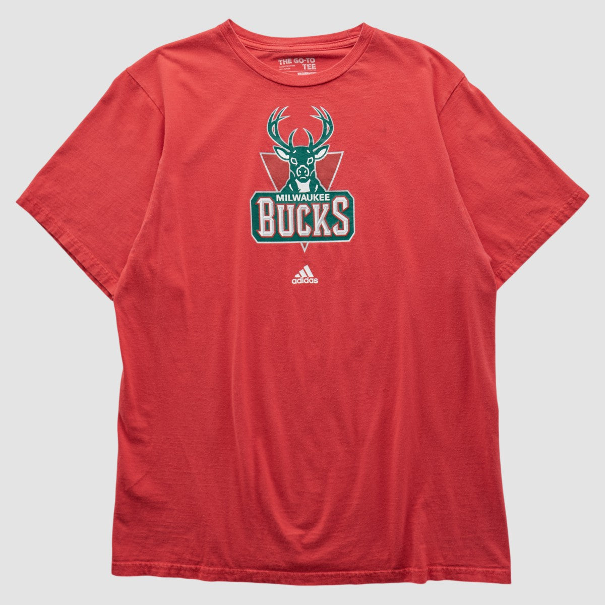 Milwaukee Bucks 2010s T-shirt - Red Vintage shop