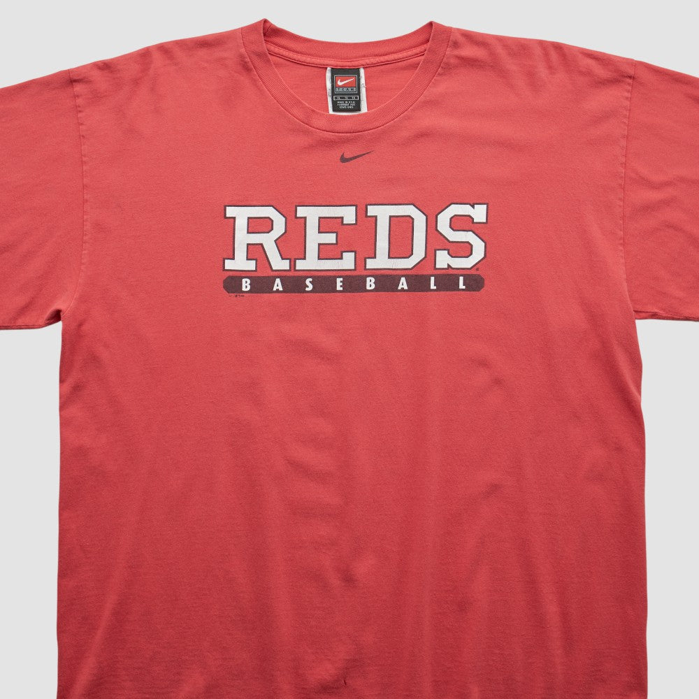 Cincinnati Reds 2000s T-shirt Red Vintage