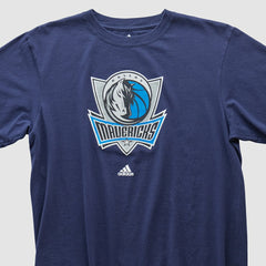 Dallas Mavericks 2000s T-shirt sale - Navy Vintage on sale