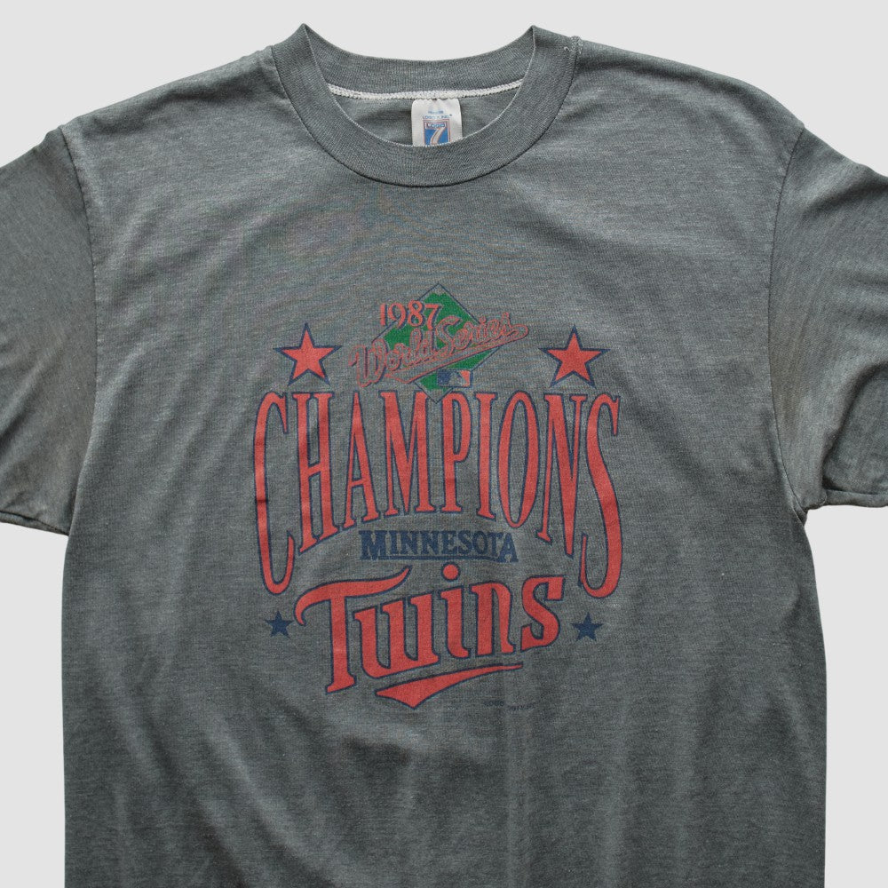 Minnesota Twins Logo 7 1987 T-shirt Dark Heather Gray Vintage