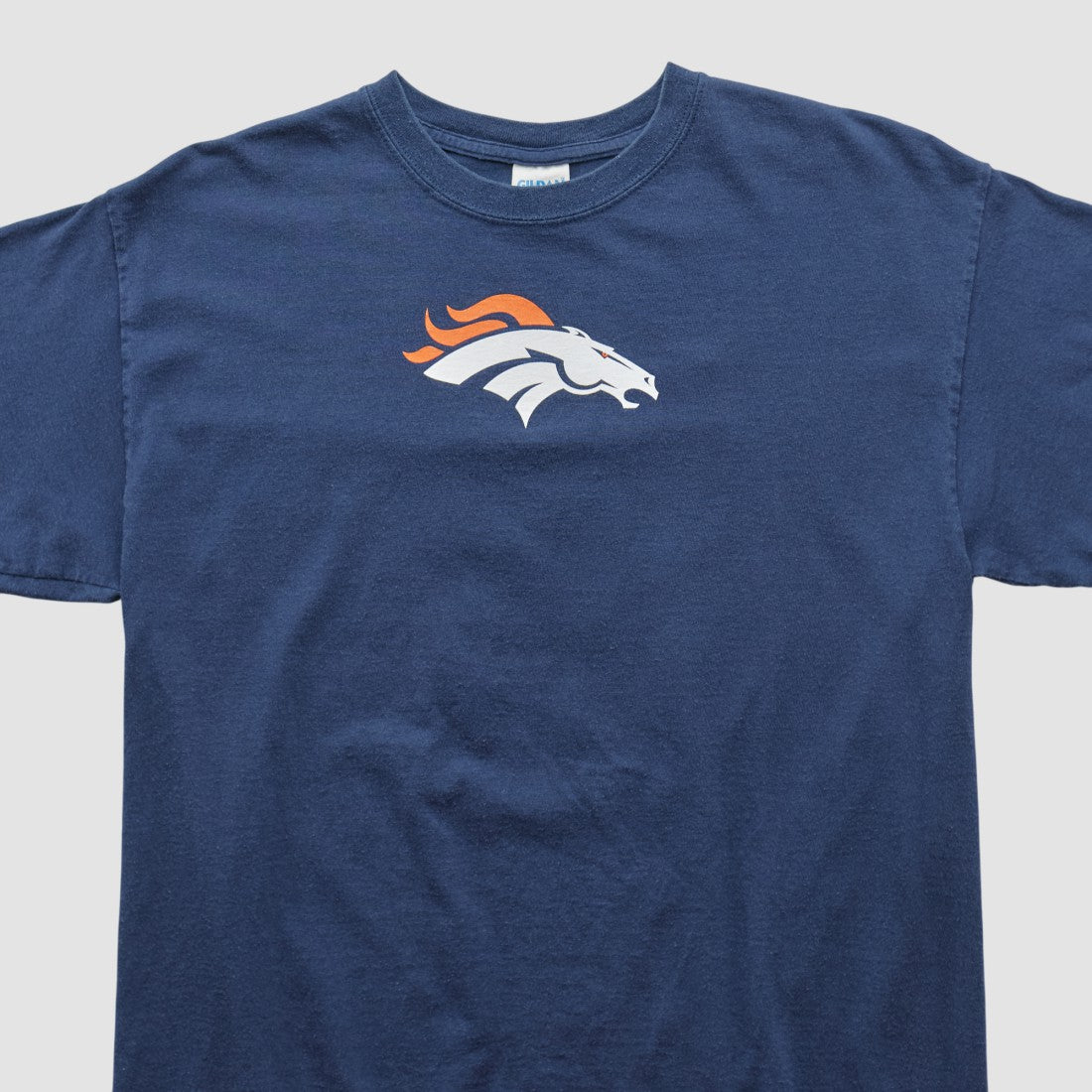 Denver Broncos Gildan 2010s T-shirt - Navy Vintage sale