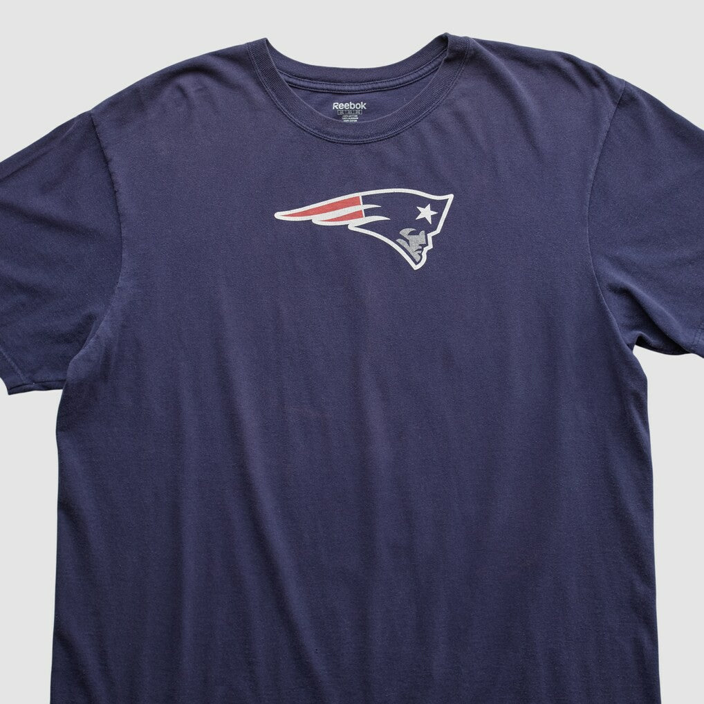 New England Patriots Reebok 2000s T-shirt - Navy Vintage on sale