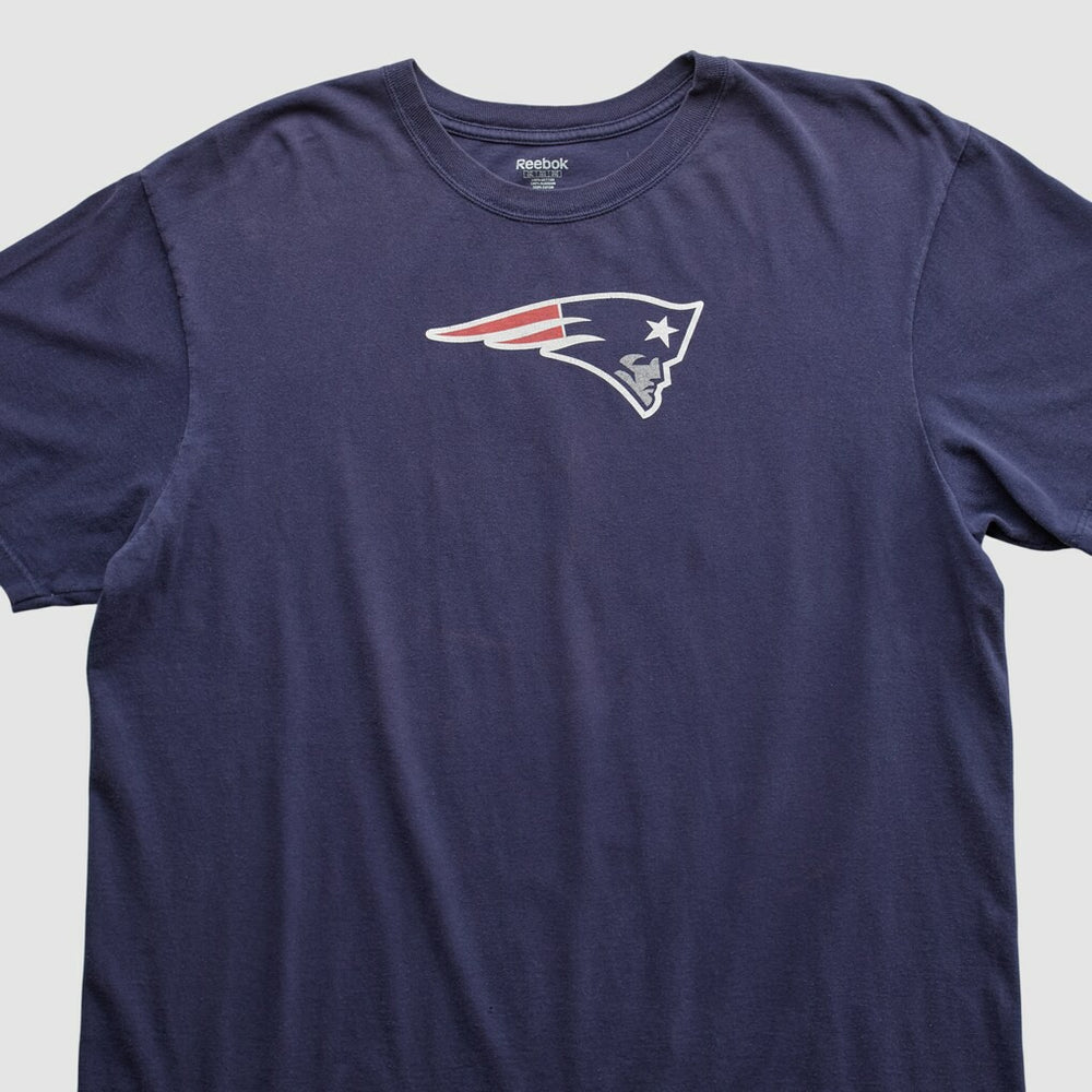 New England Patriots Reebok 2000s T-shirt - Navy Vintage on sale