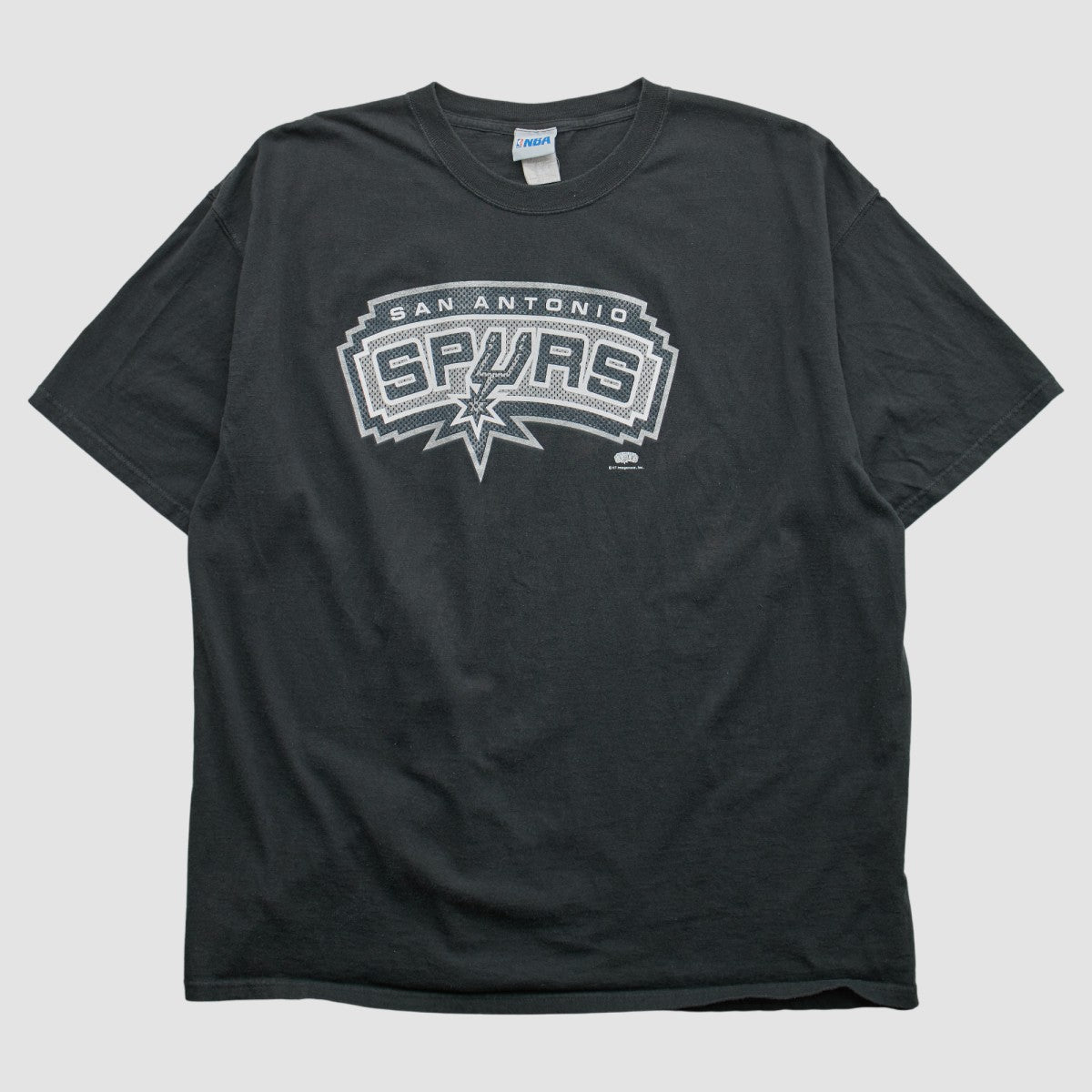 San Antonio Spurs NBA 2000s T-shirt - Black Vintage on sale