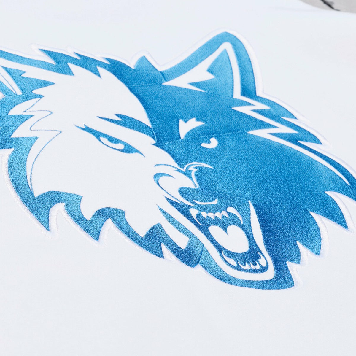 Minnesota Timberwolves Arctic Fleece Sweatshirt - White discount