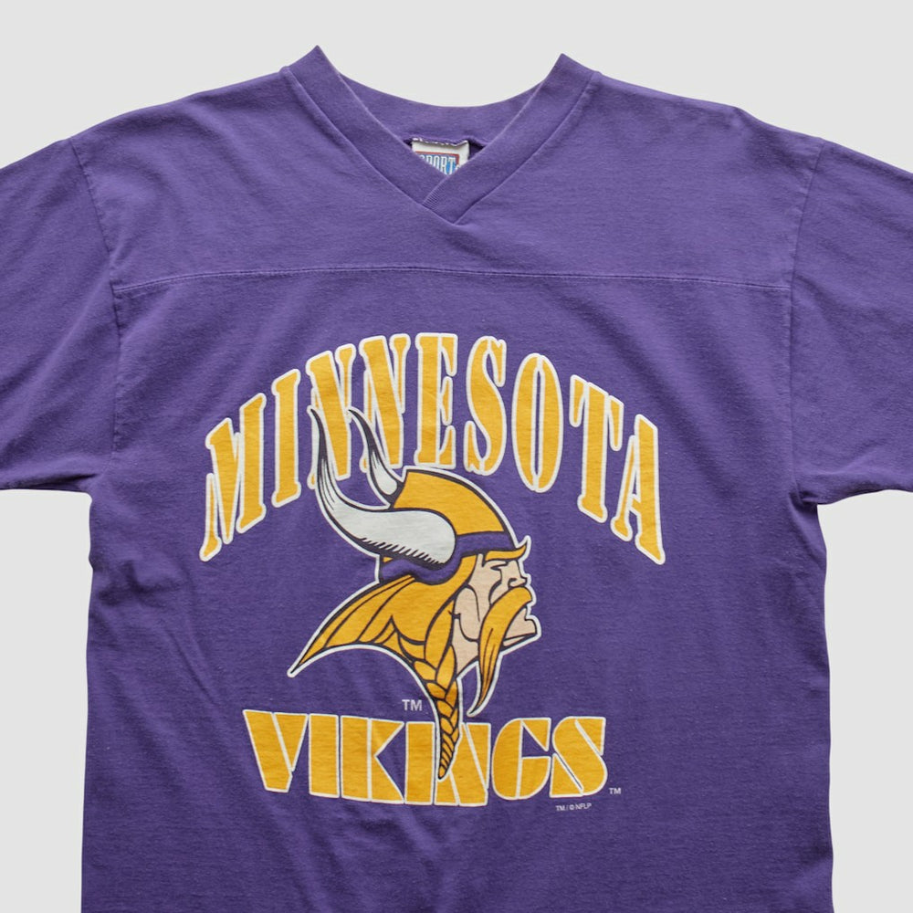 Minnesota Vikings Sport Attack 90s T-shirt - Purple Vintage online