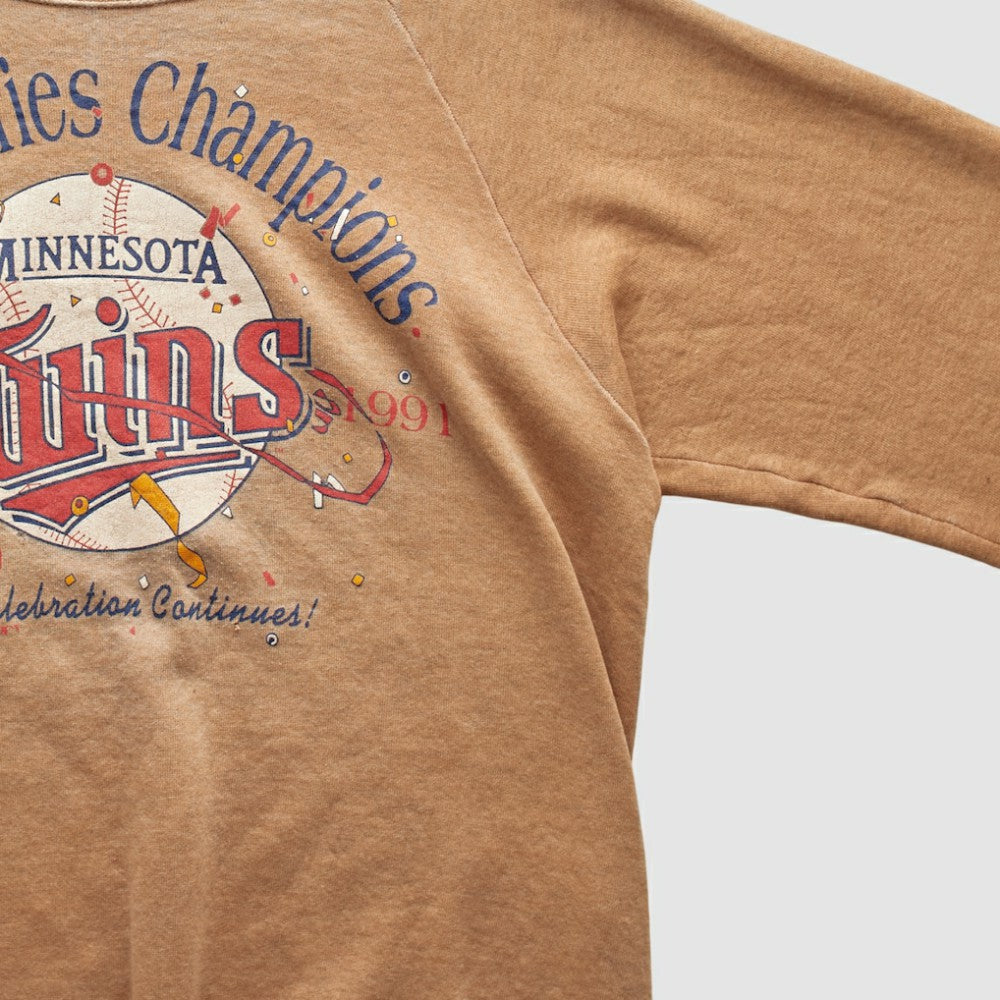 Minnesota Twins 1991 Pullover Sweatshirt Tan Vintage