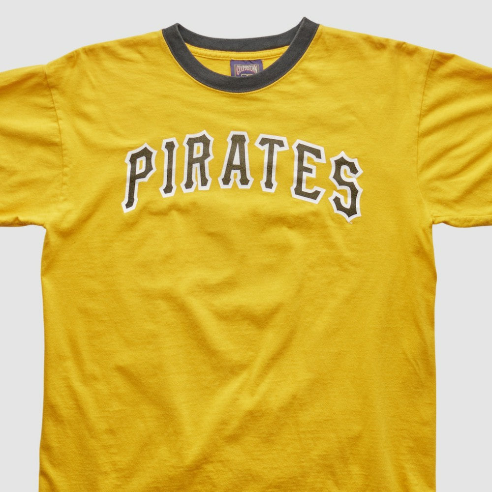 Pittsburgh Pirates Cooperstown Collection 2000s T-shirt Yellow Vintage