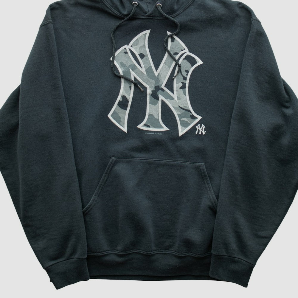 New York Yankees Genuine Merchandise 2010s Hooded Pullover Sweatshirt Black Vintage