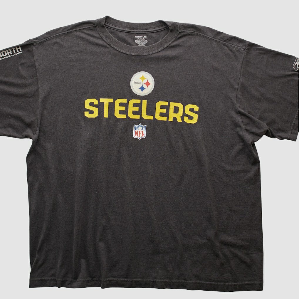 Pittsburgh Steelers Reebok 2000s T-shirt - Black Vintage on sale