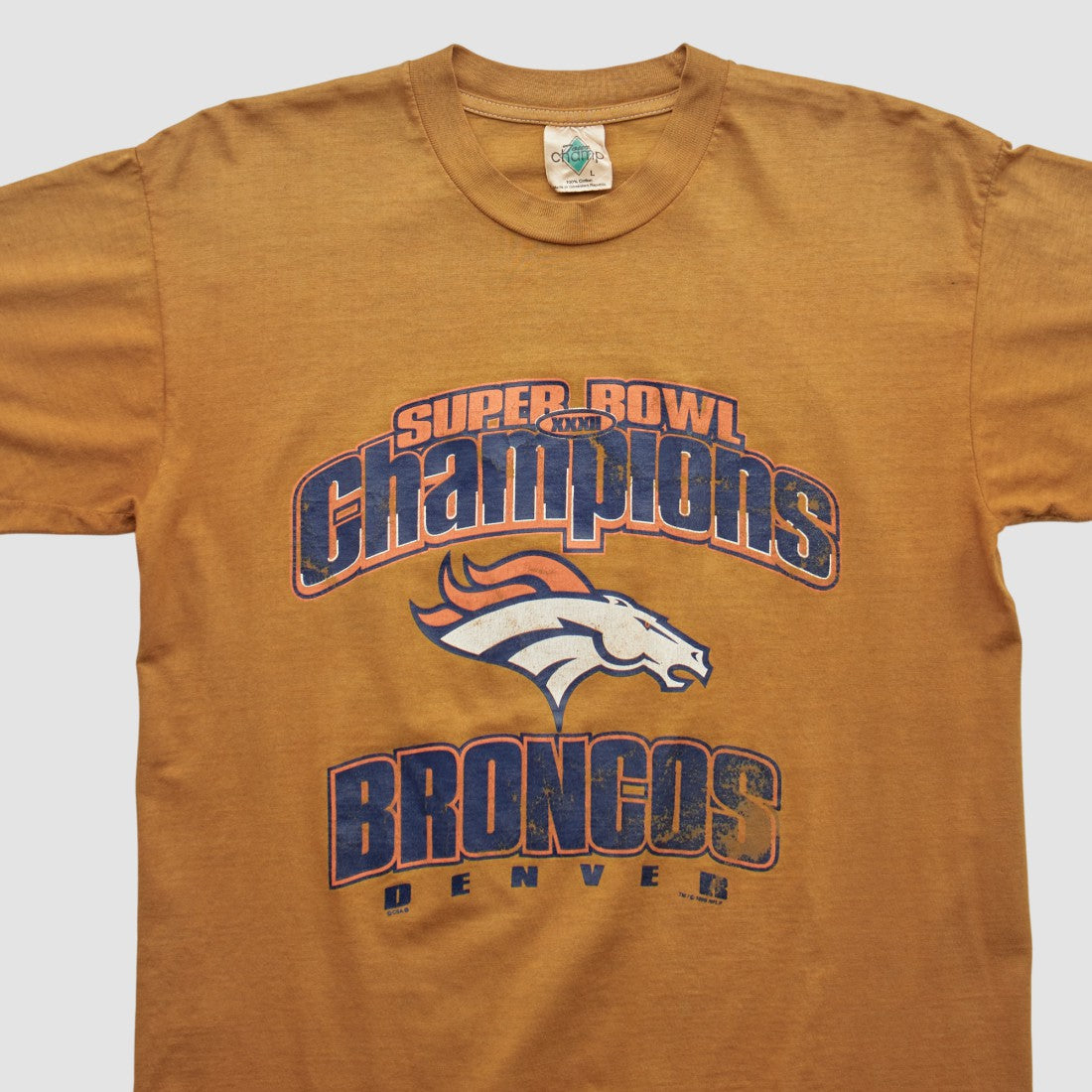 Denver Broncos Tour Champ 90s T-shirt - Tan Vintage outlet