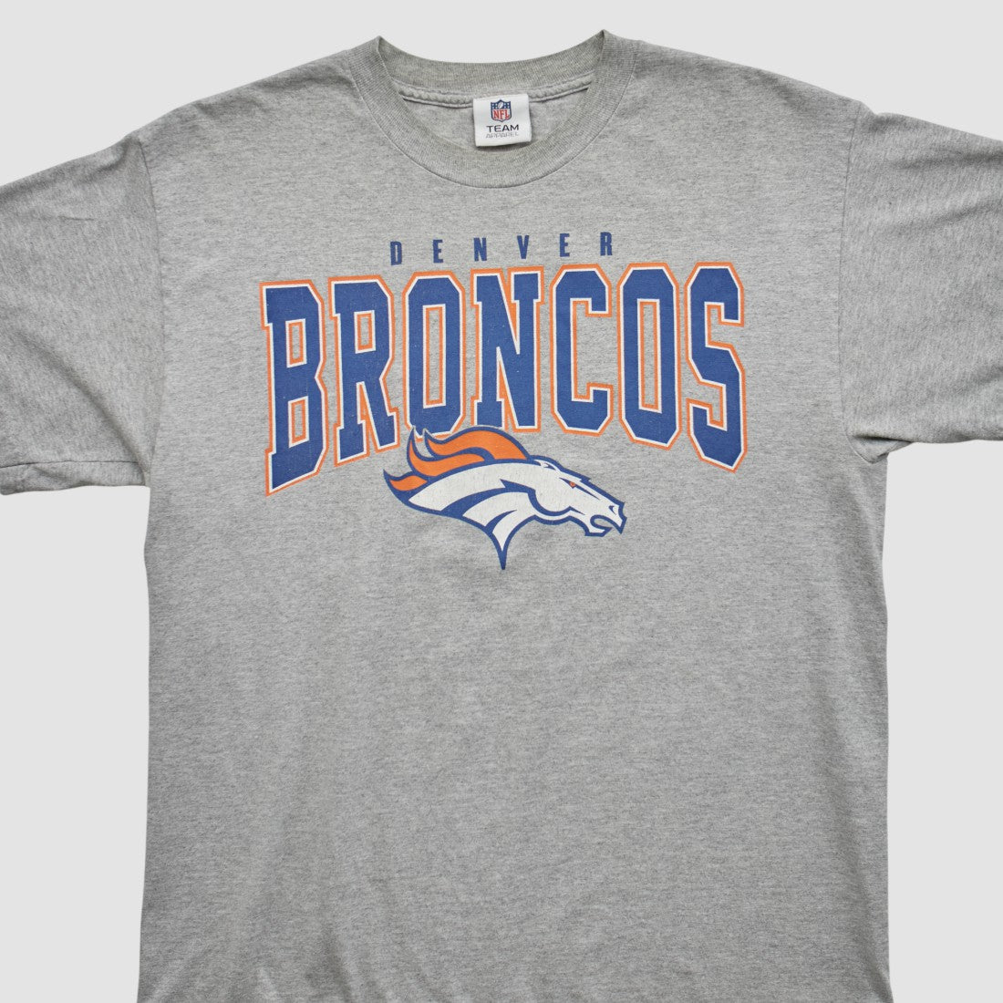 Denver Broncos NFL 2010s T-shirt - Heather Gray Vintage online