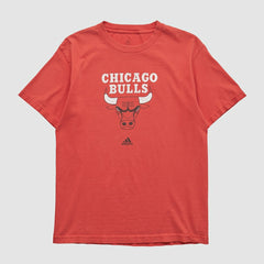 Chicago Bulls 2000s T-shirt sale - Red Vintage on sale