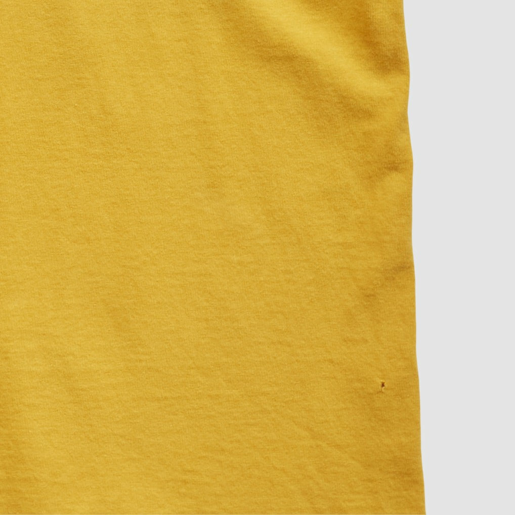 Indiana Pacers NBA 2000s T-shirt - Yellow Vintage sale