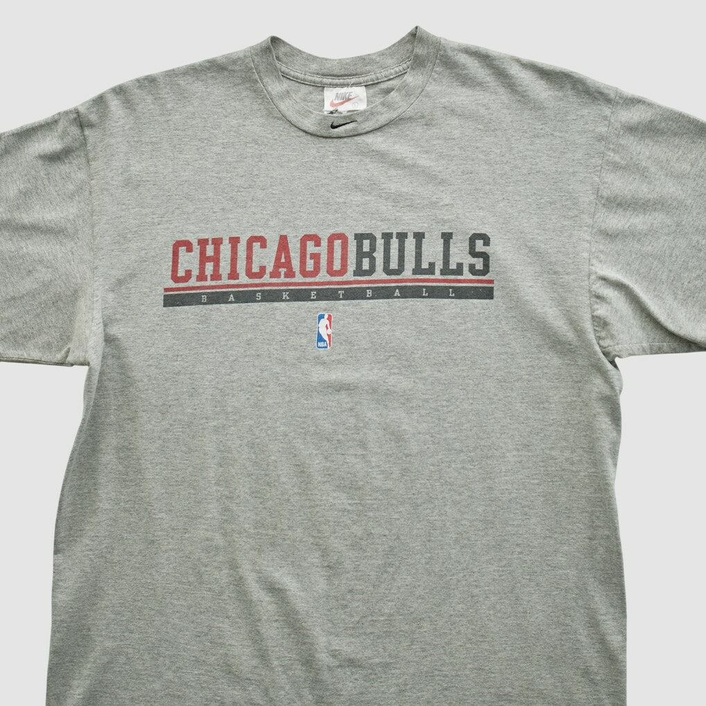 Chicago Bulls 2000s T-shirt sale - Heather Gray Vintage on sale