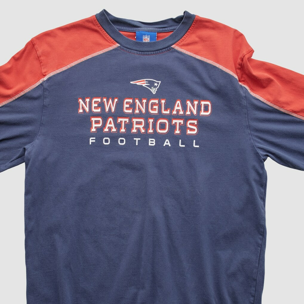 New England Patriots NFL 2000s Long Sleeve T-shirt - Navy Vintage for sale