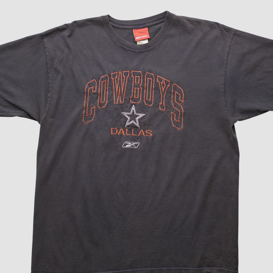 Dallas Cowboys Reebok 2000s T-shirt - Black Vintage on sale