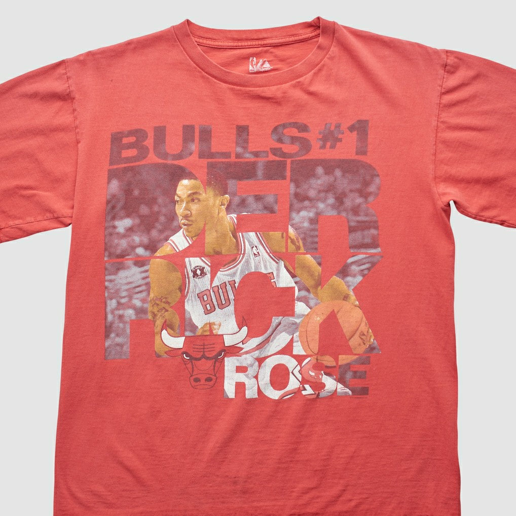 Chicago Bulls Majestic 2000s T-shirt sale - Red Vintage sale