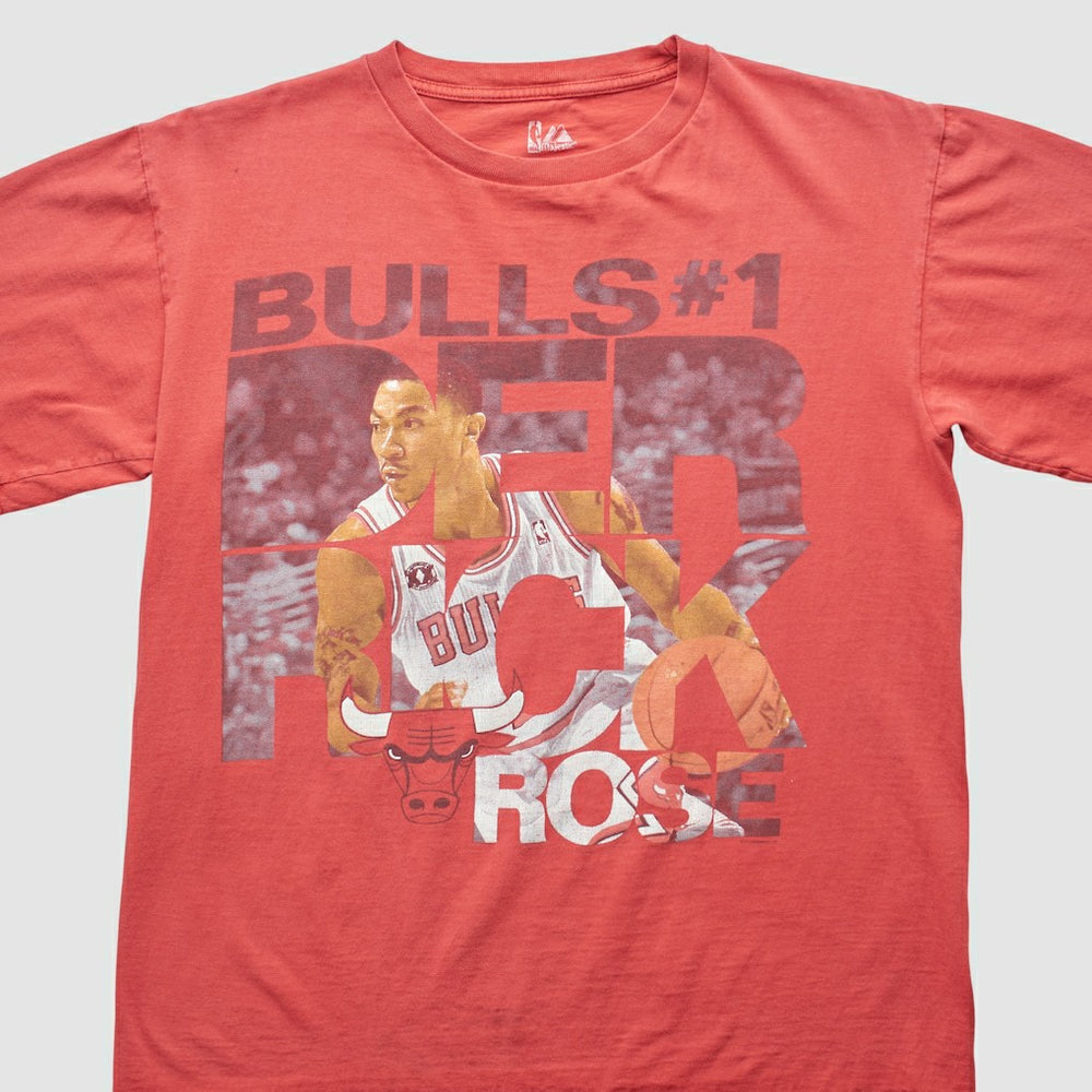 Chicago Bulls Majestic 2000s T-shirt sale - Red Vintage sale