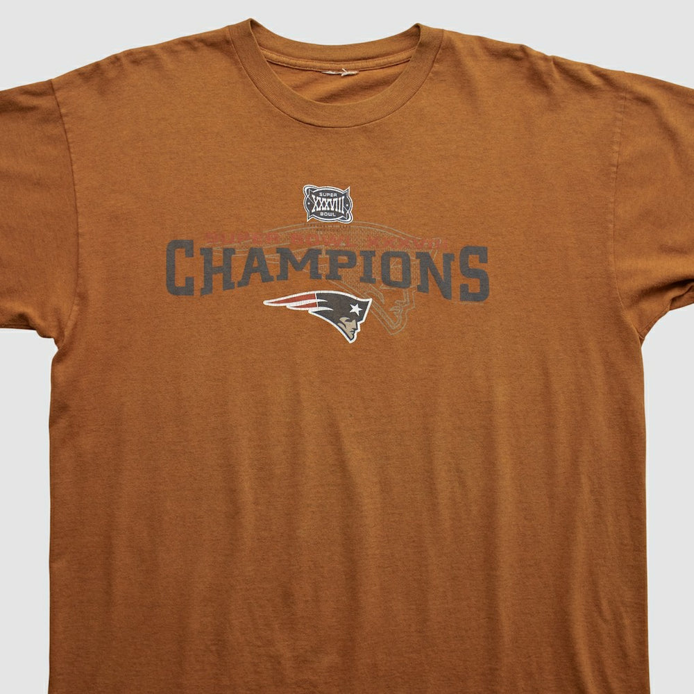 New England Patriots 2004 T-shirt - Clay Vintage discount