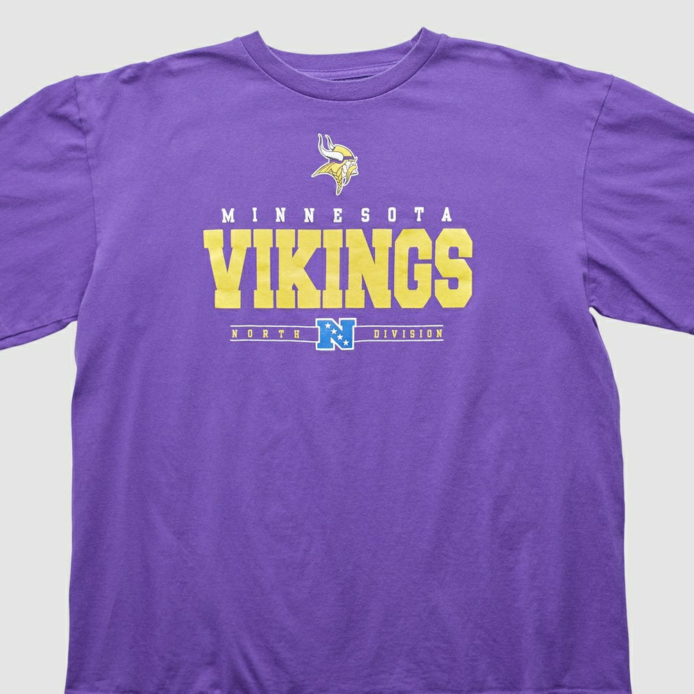 Minnesota Vikings NFL 2000s T-shirt - Purple Vintage on sale