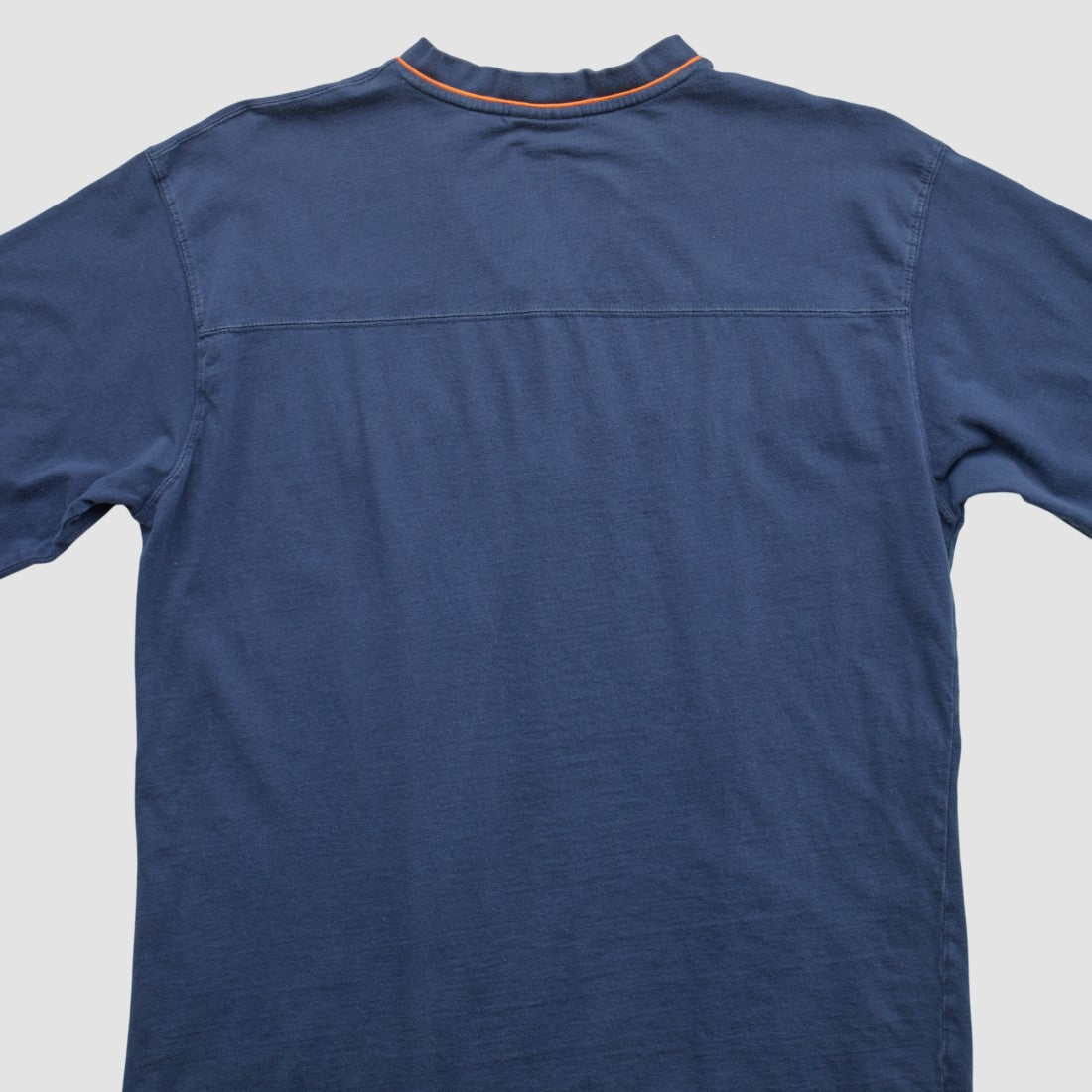 Denver Broncos NFL 2000s T-shirt - Navy Real Vintage on sale