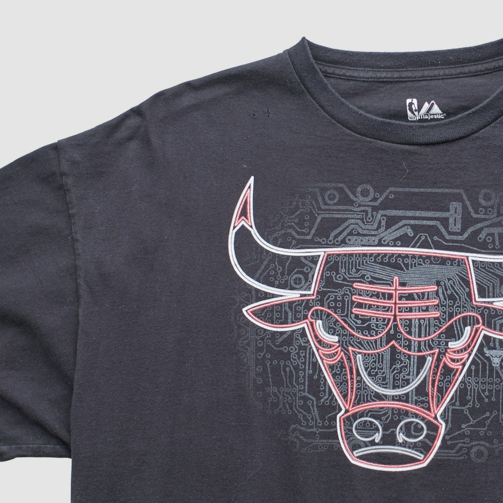 Chicago Bulls Majestic 2000s T-shirt sale - Black Vintage cheap