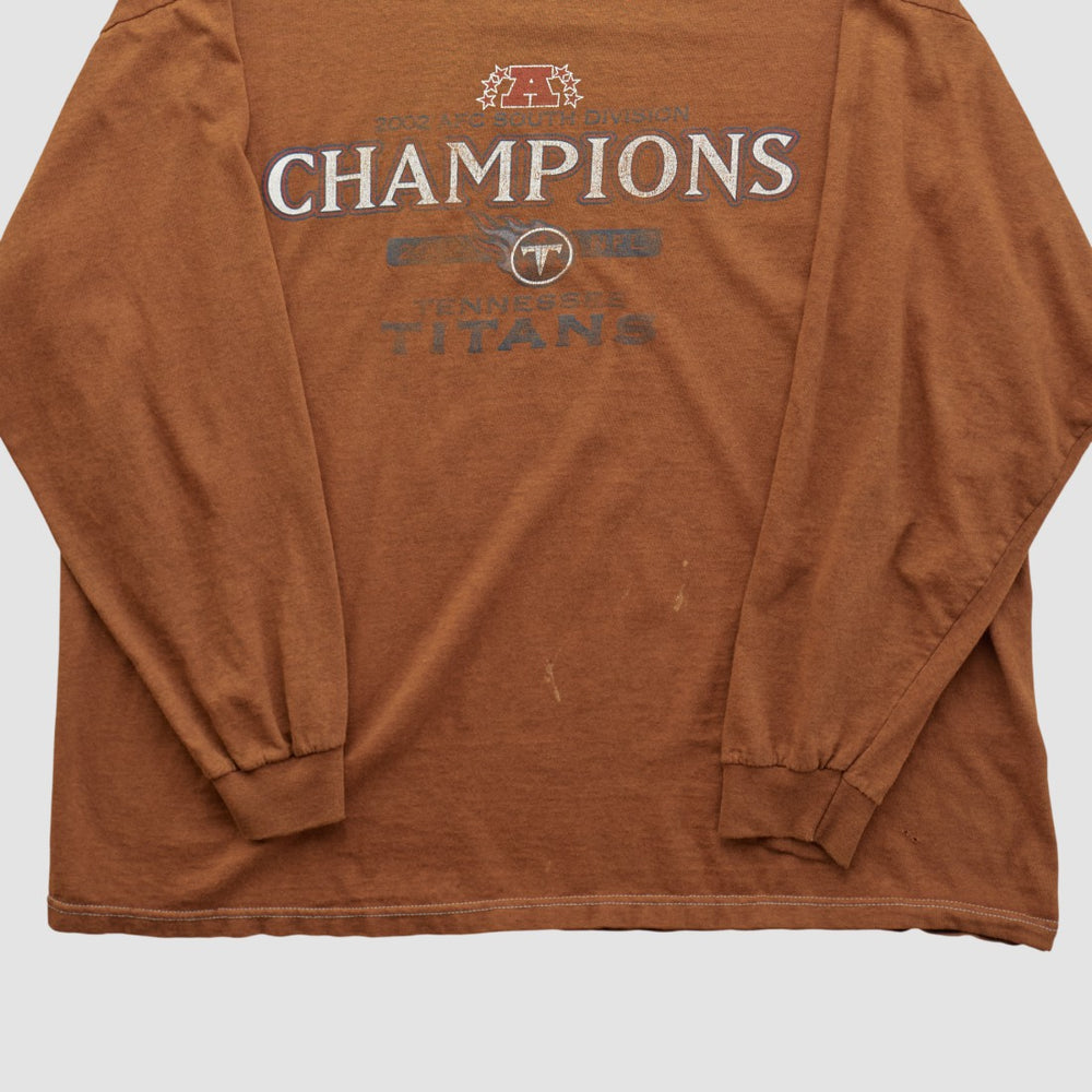 Tennessee Titans NFL 2002 Long Sleeve T-shirt - Clay Vintage on sale