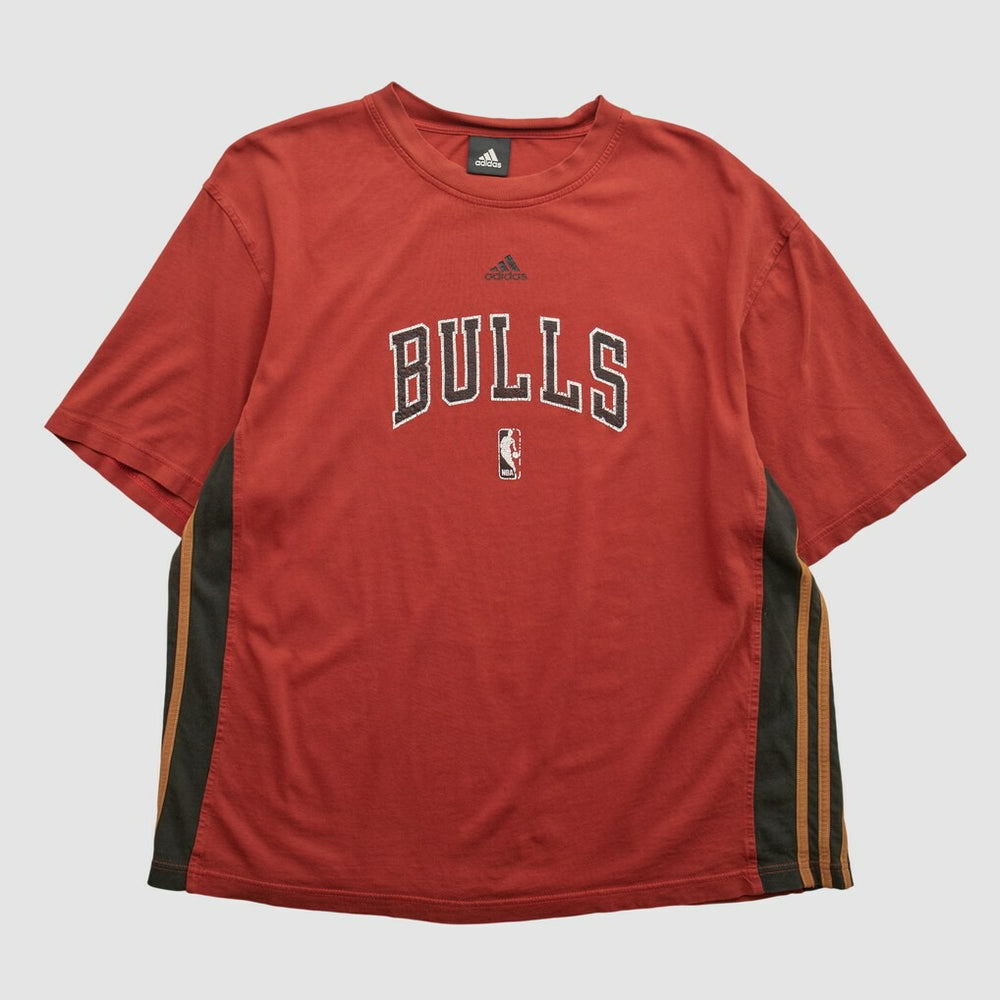 Chicago Bulls 2010s T-shirt sale - Red Vintage on sale