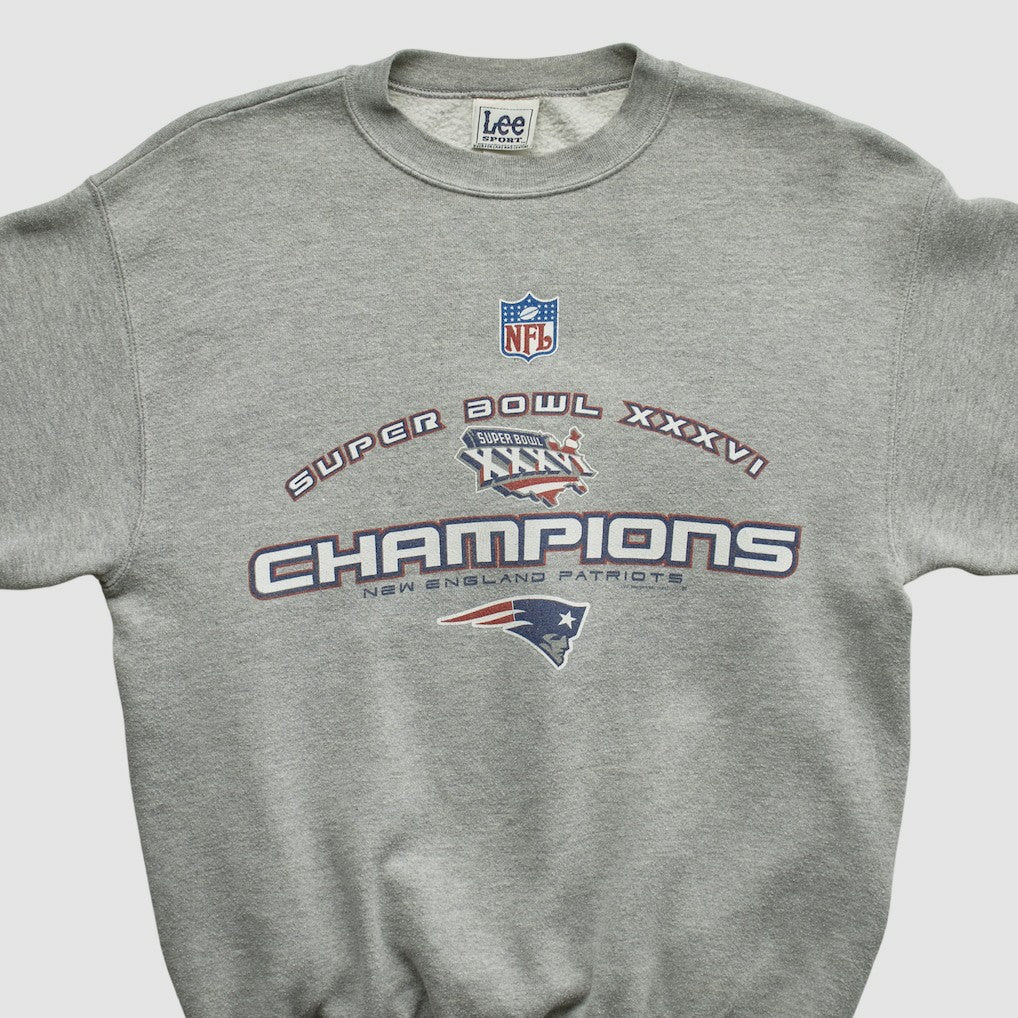 New England Patriots Lee Sport 2002 Pullover Sweatshirt - Heather Gray Vintage for sale