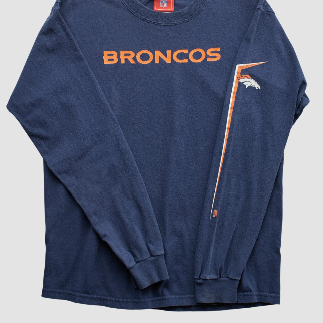 Denver Broncos NFL 2000s Long Sleeve T-shirt - Navy Vintage online