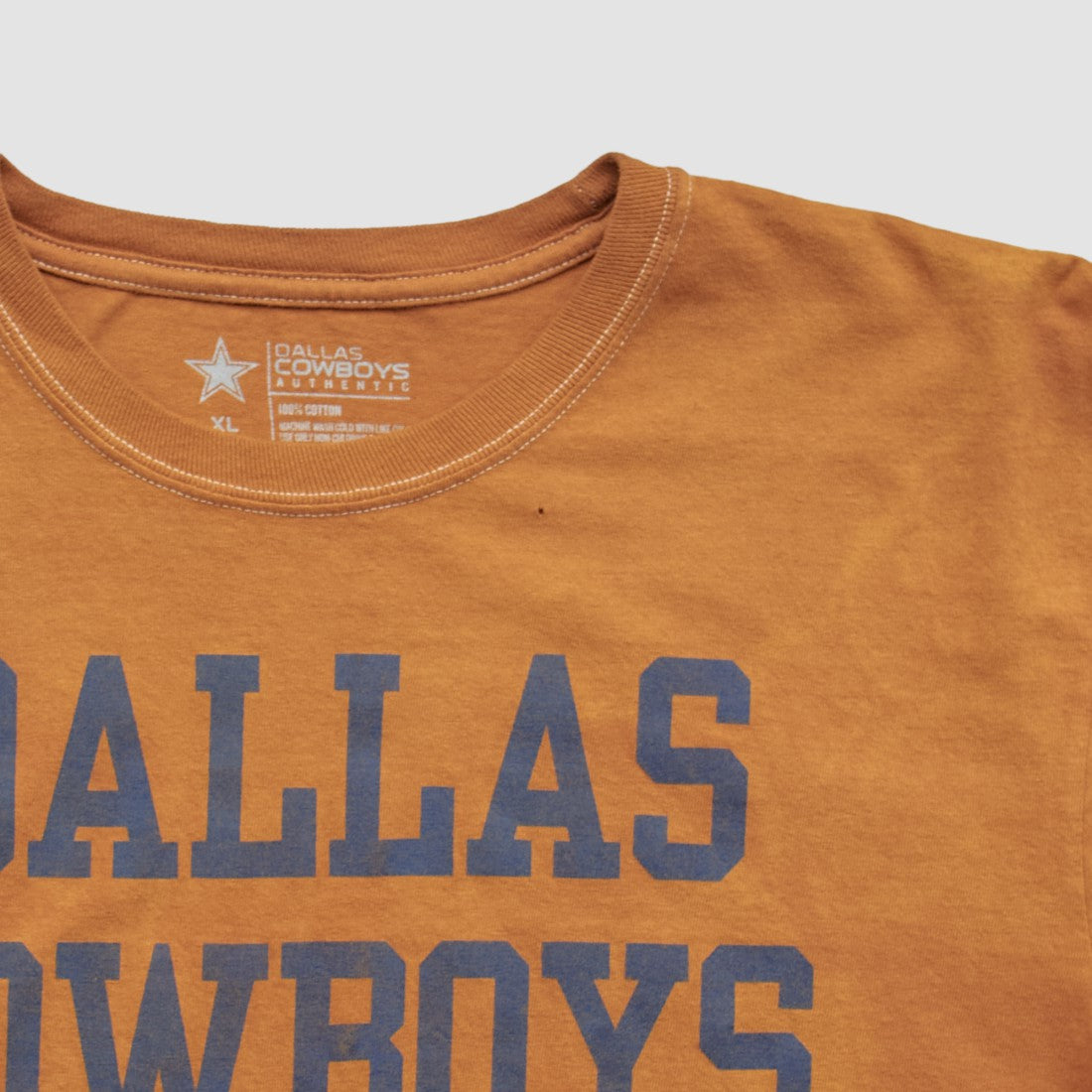 Dallas Cowboys Cowboys Authentic Apparel 2000s T-shirt - Clay Vintage online