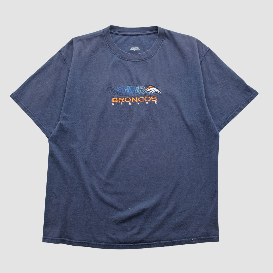 Denver Broncos 2000s T-shirt - Navy Vintage for sale