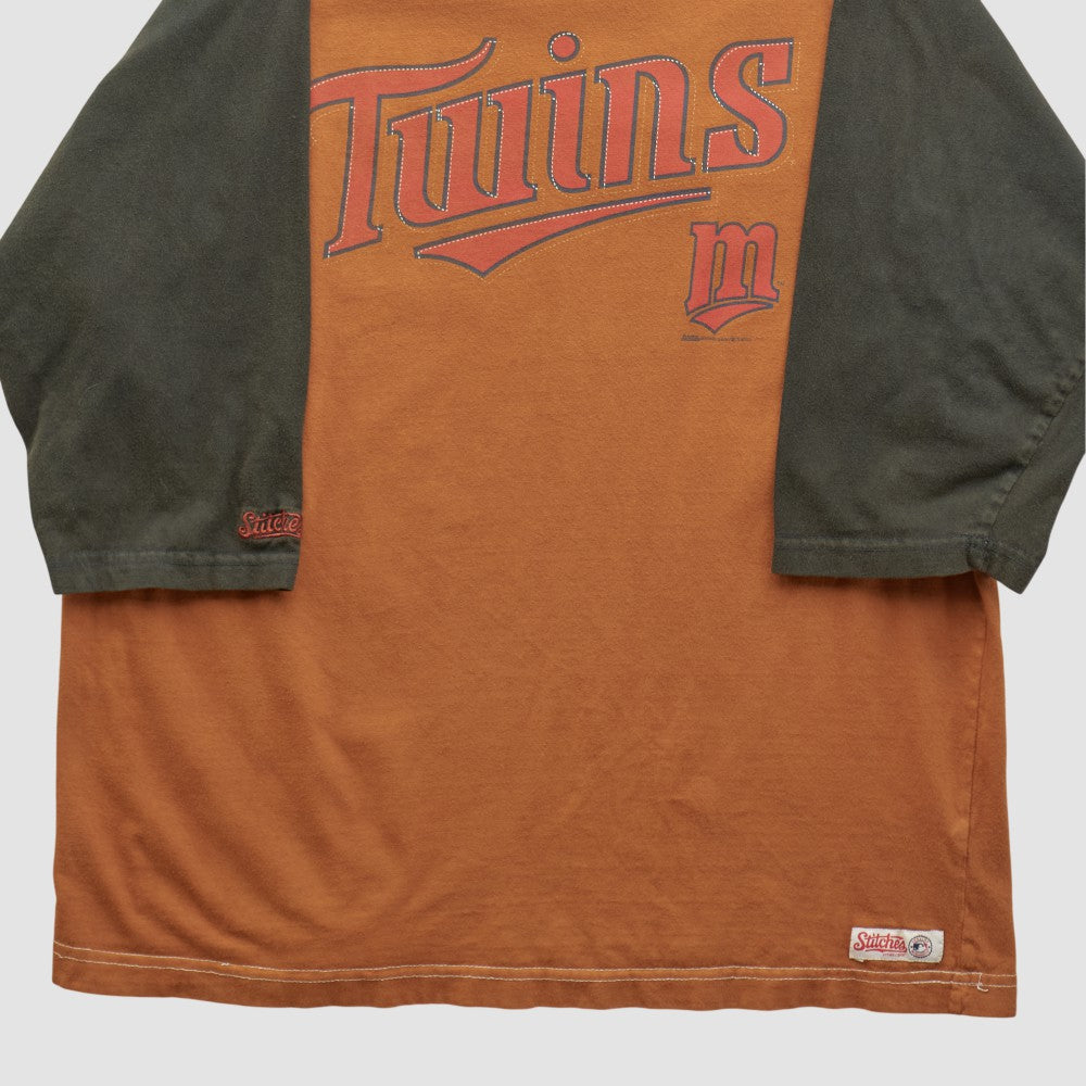 Minnesota Twins Stitches 2010s T-shirt Clay Vintage