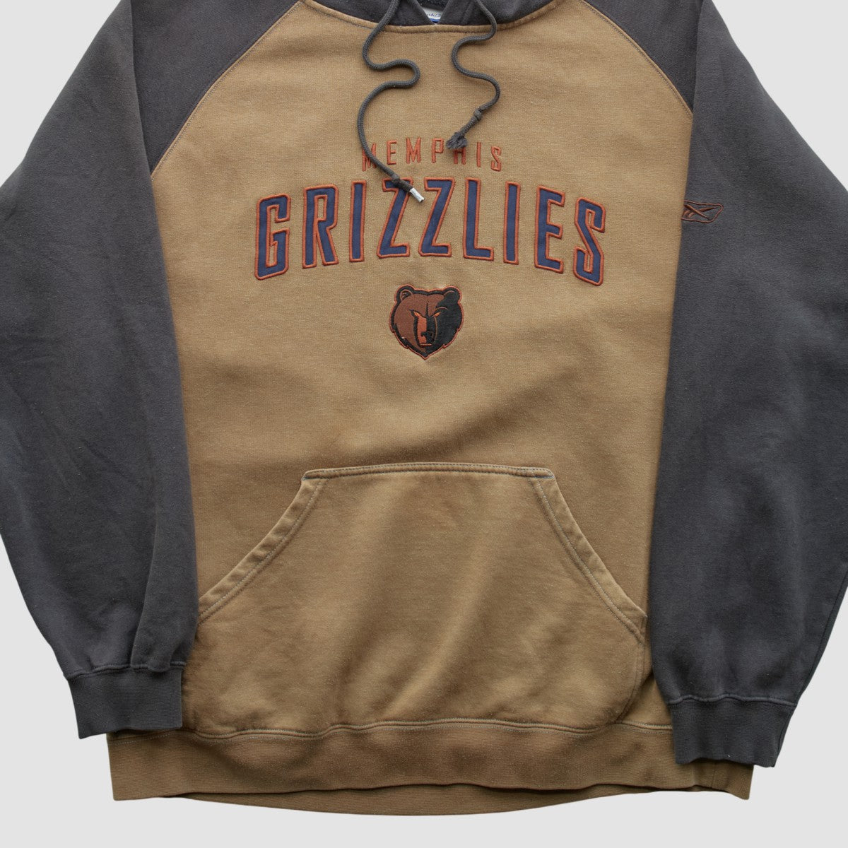 Memphis Grizzlies Reebok 2000s Hooded Pullover Sweatshirt - Clay Vintage online