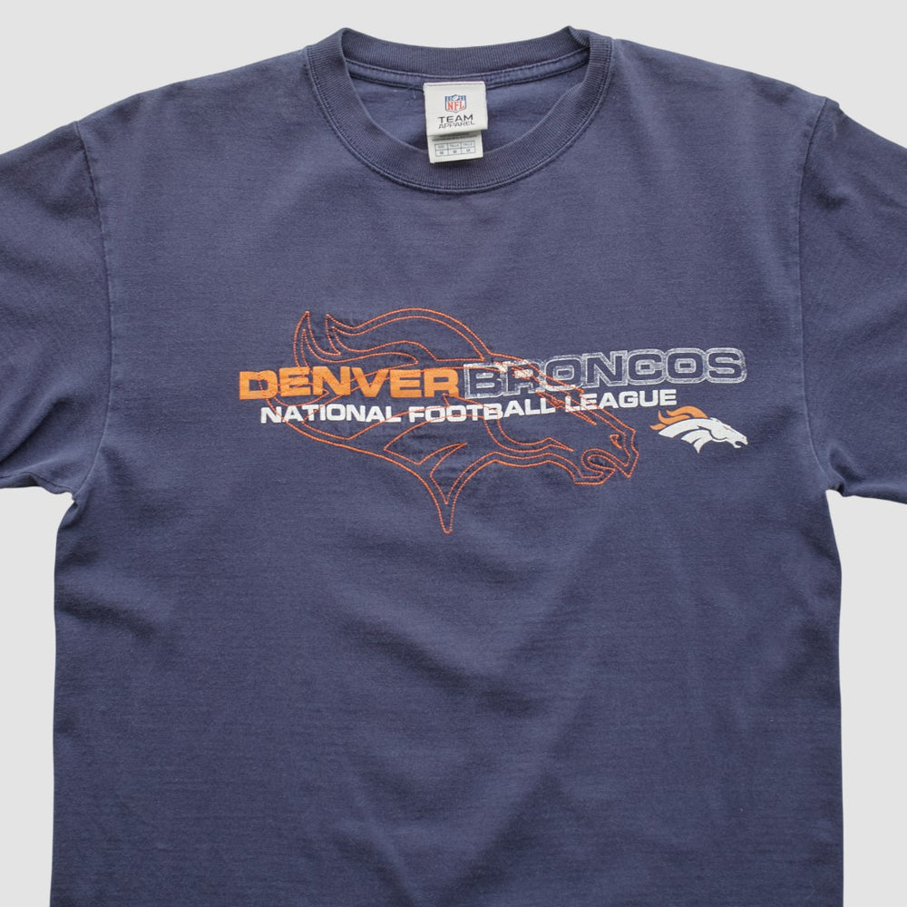 Denver Broncos NFL 2010s T-shirt - Navy Vintage online