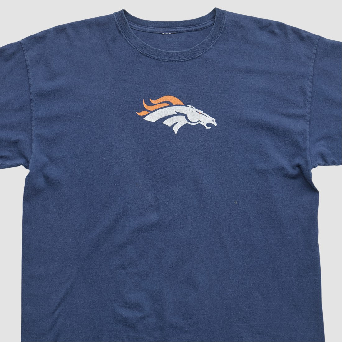 Denver Broncos 2000s T-shirt - Navy Vintage online
