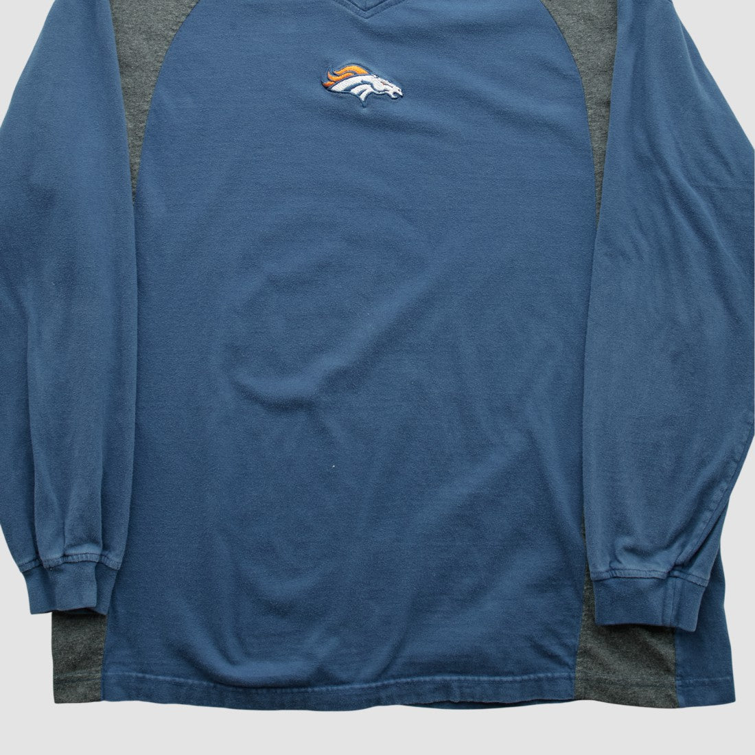 Denver Broncos NFL 2000s Long Sleeve T-shirt - Navy Vintage sale