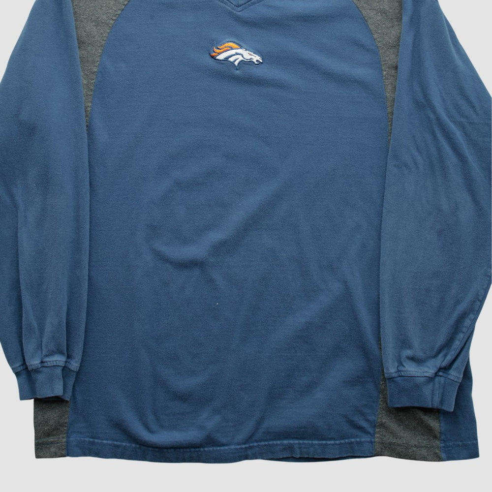 Denver Broncos NFL 2000s Long Sleeve T-shirt - Navy Vintage sale