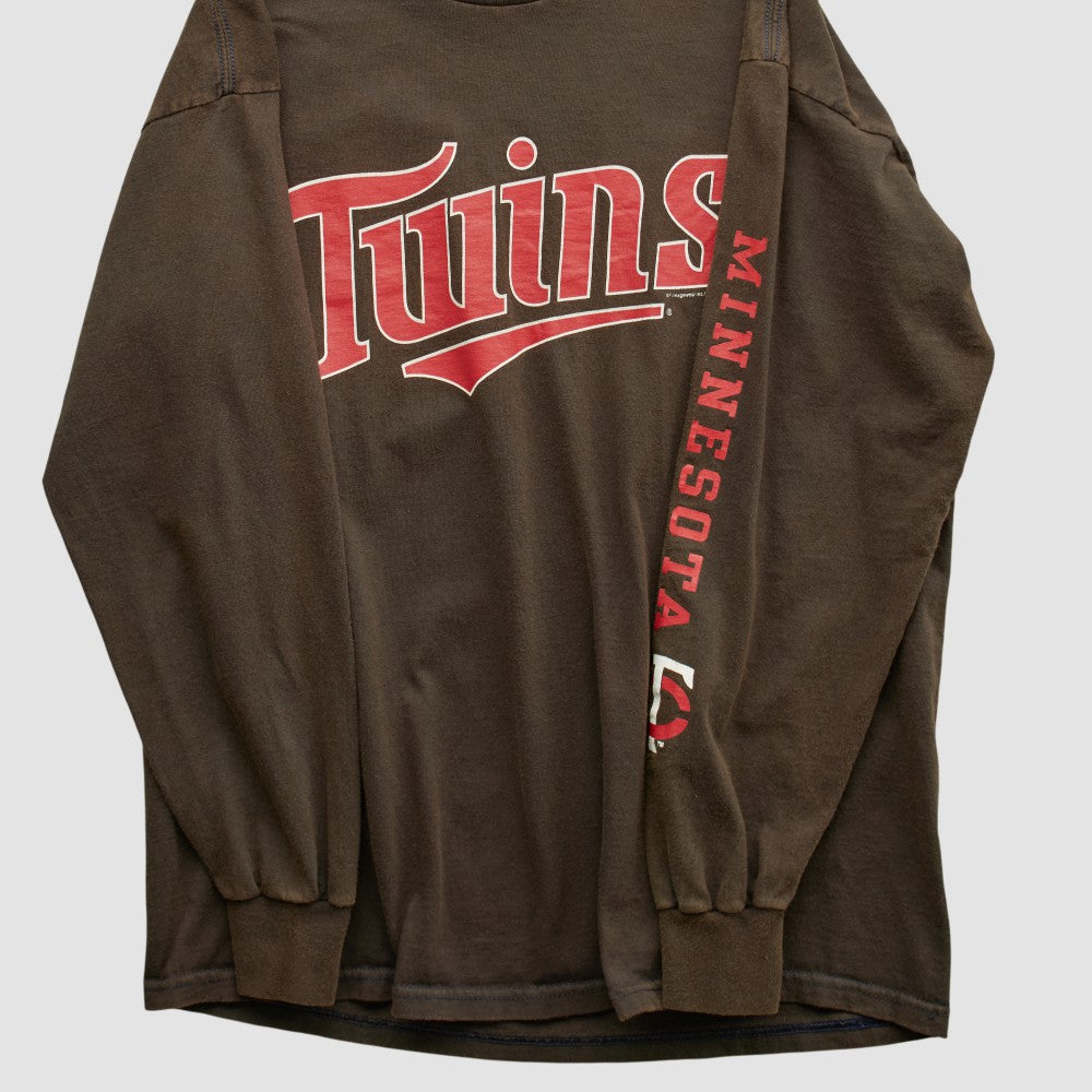 Minnesota Twins Lee Sport 2004 Long Sleeve T-shirt Brown Vintage