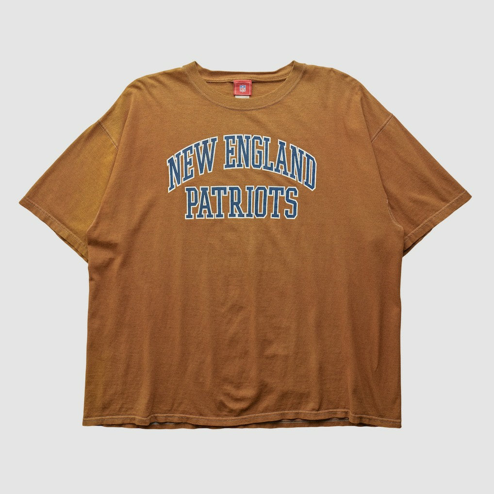 New England Patriots NFL 2000s T-shirt - Clay Vintage on sale