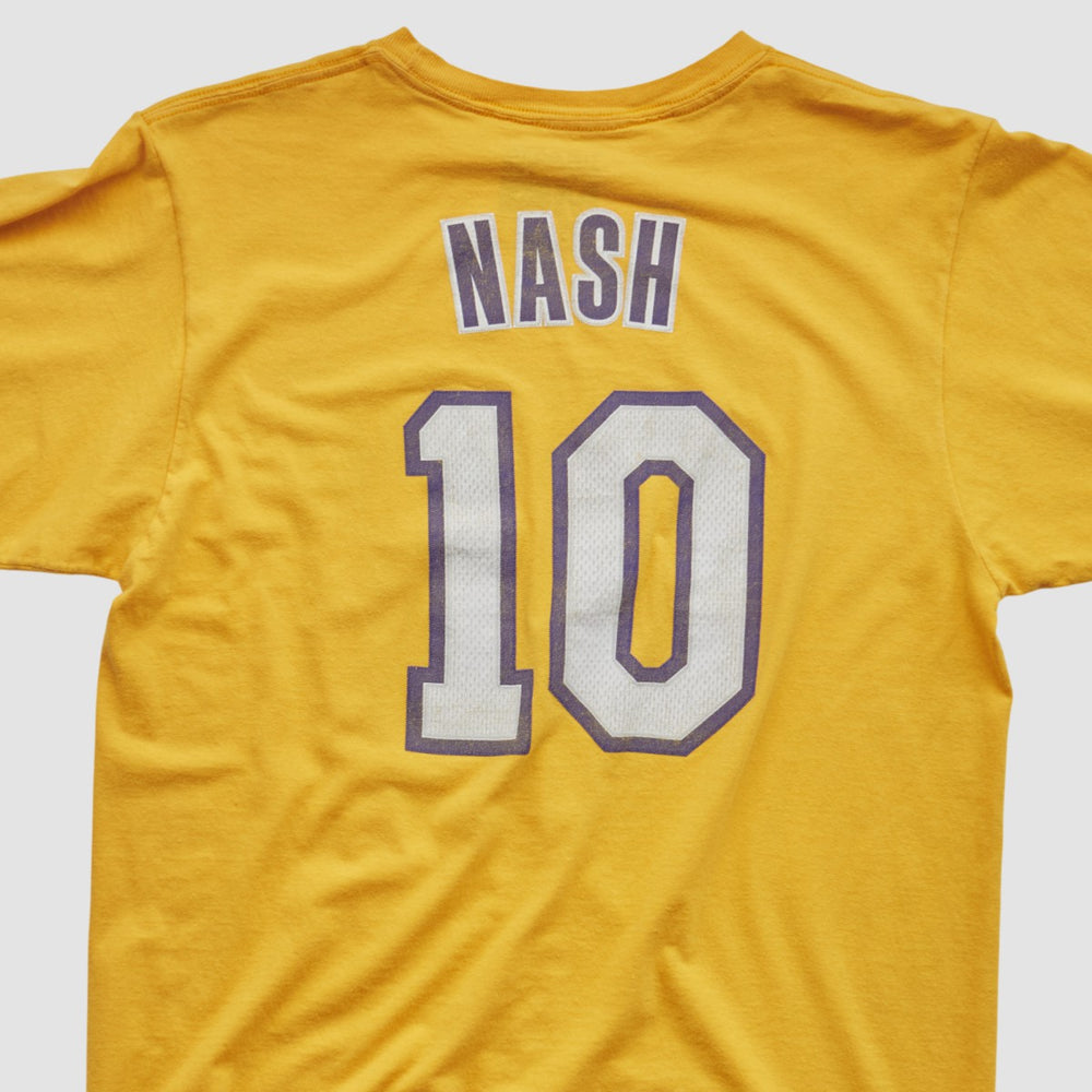 Los Angeles Lakers 2010s T-shirt - Yellow Vintage sale