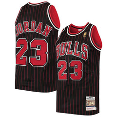 Michael Jordan Chicago Bulls 1996/97 Hardwood Classics Authentic Jersey sale - Black outlet