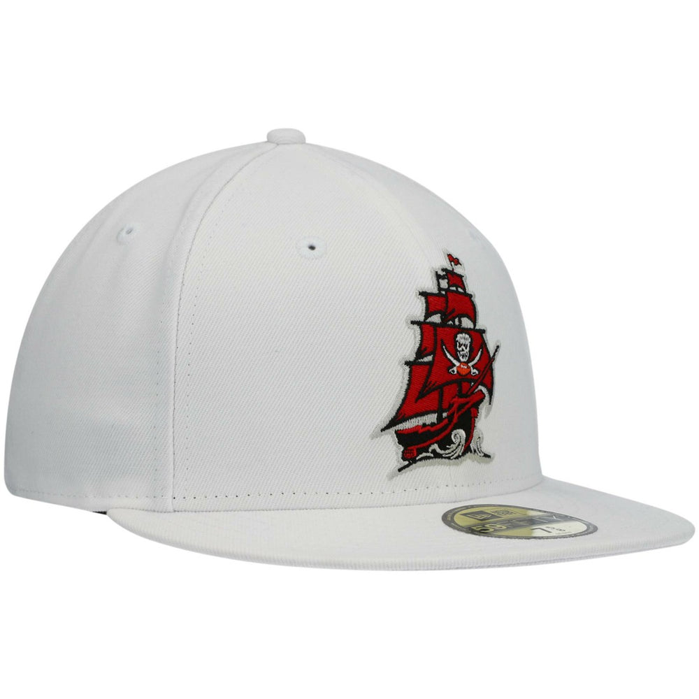 Tampa Bay Buccaneers New Era Omaha Alternate Logo 59FIFTY Fitted Hat - White online