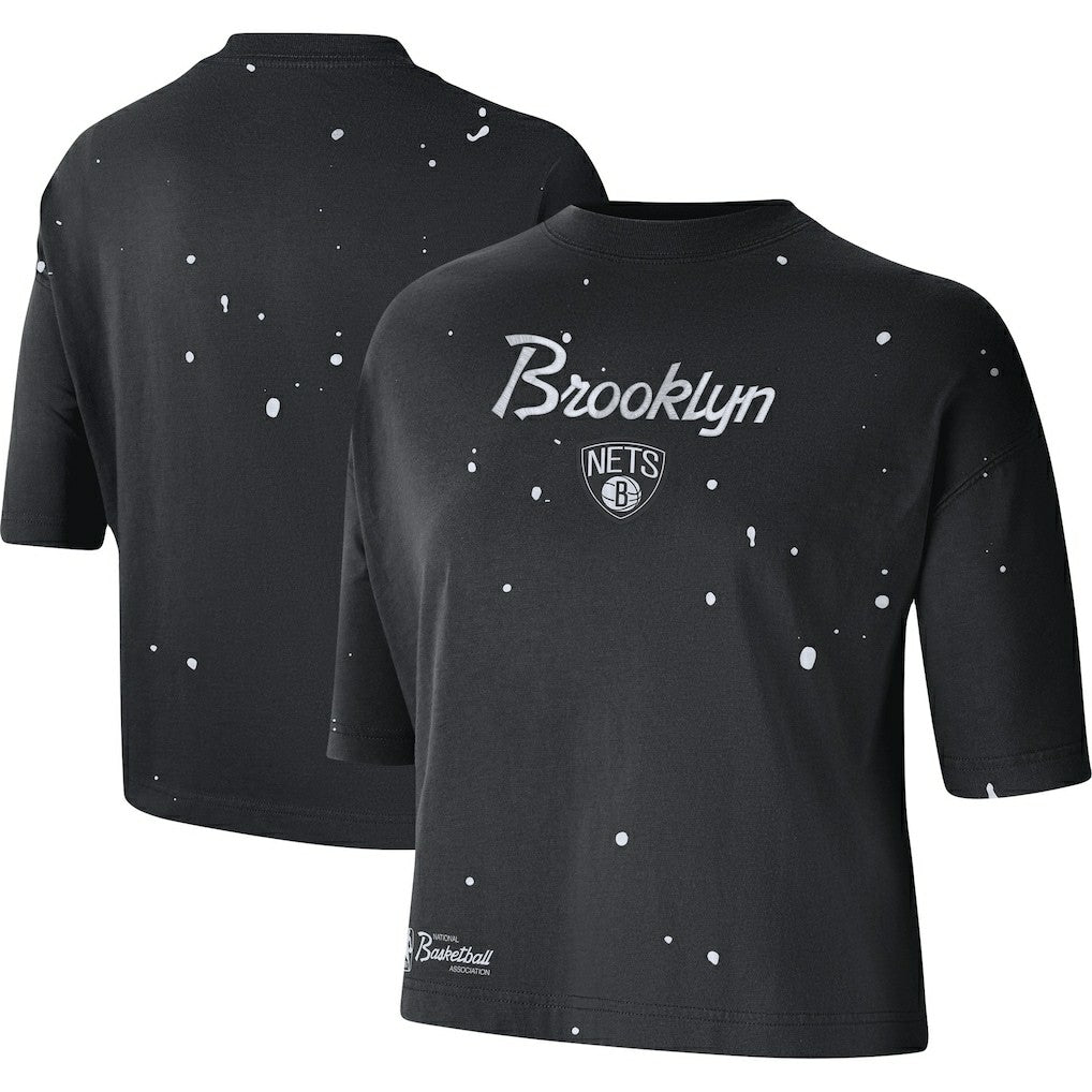 Brooklyn Nets Women's Courtside Splatter Cropped T-Shirt - Black on sale